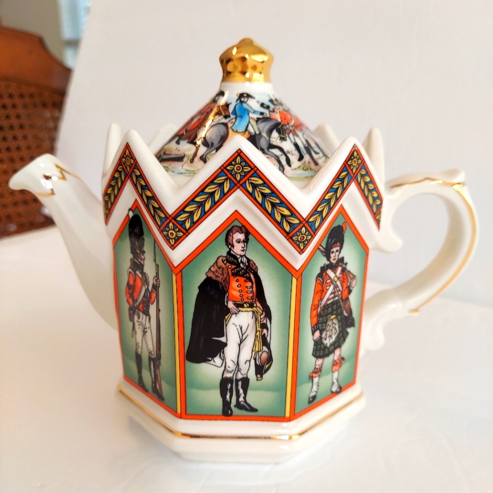 Sadler England Teapot